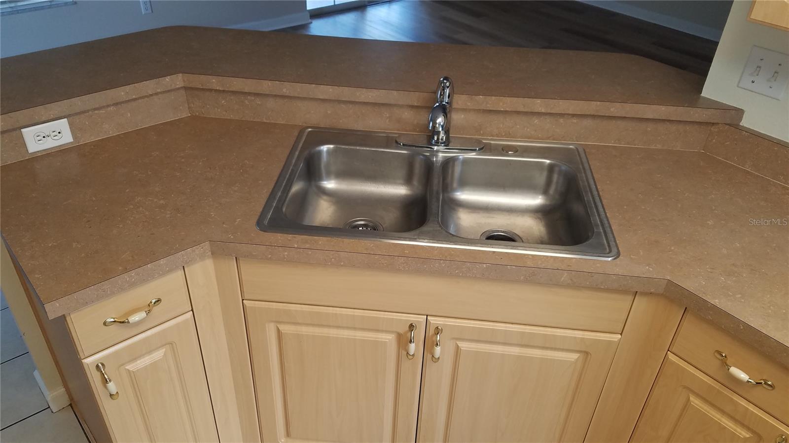 Image 6 of 34 For 4834 Timber Way