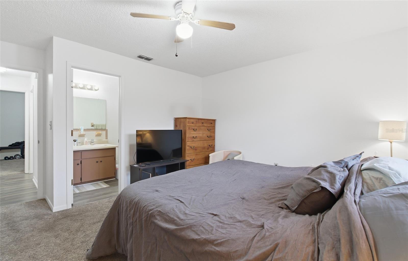 Image 11 of 48 For 5600 59th Way N