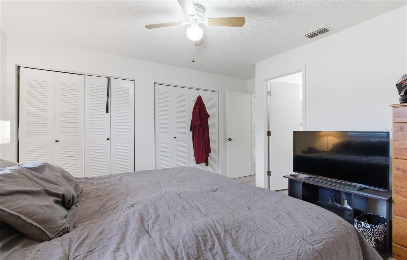 Image 12 of 48 For 5600 59th Way N