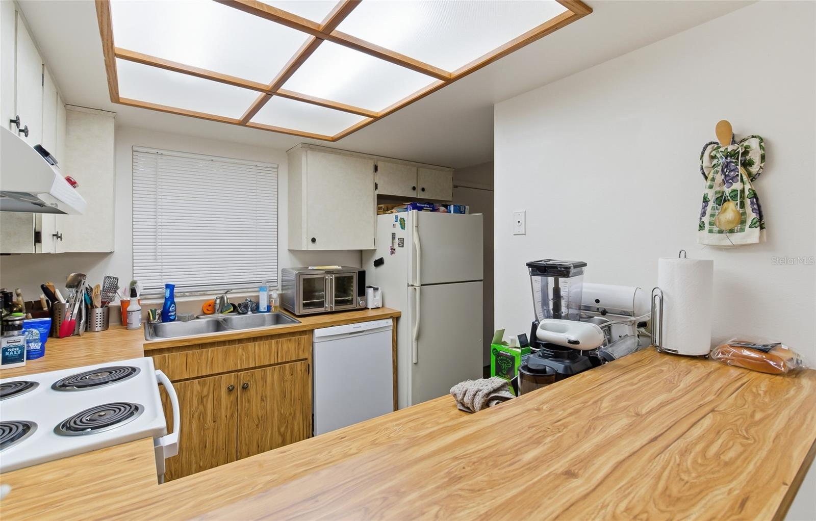 Image 8 of 48 For 5600 59th Way N