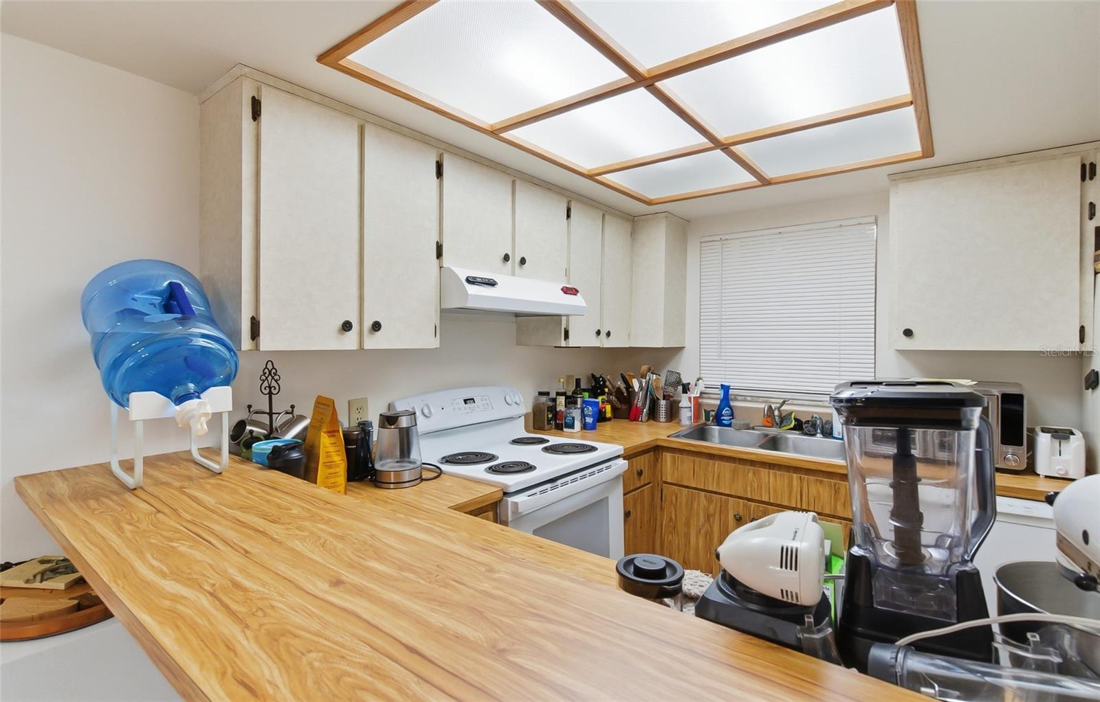 Image 9 of 48 For 5600 59th Way N