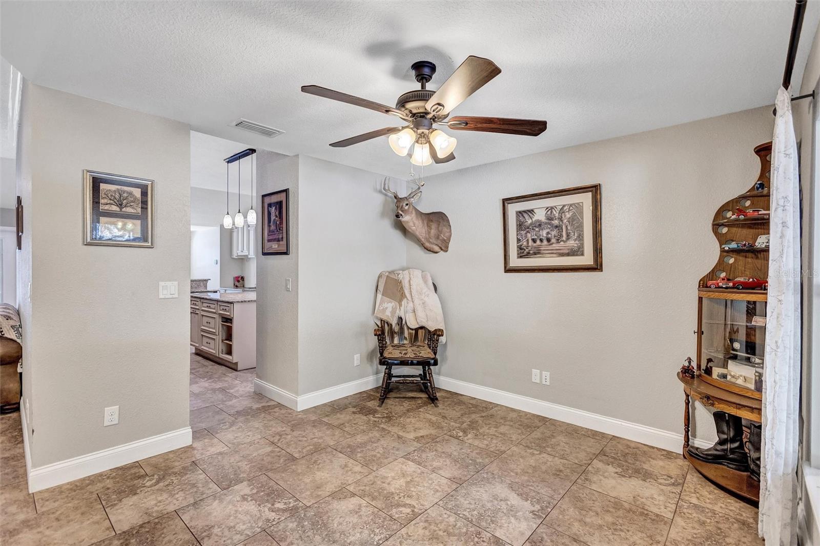 Image 18 of 76 For 1923 Cr 738  