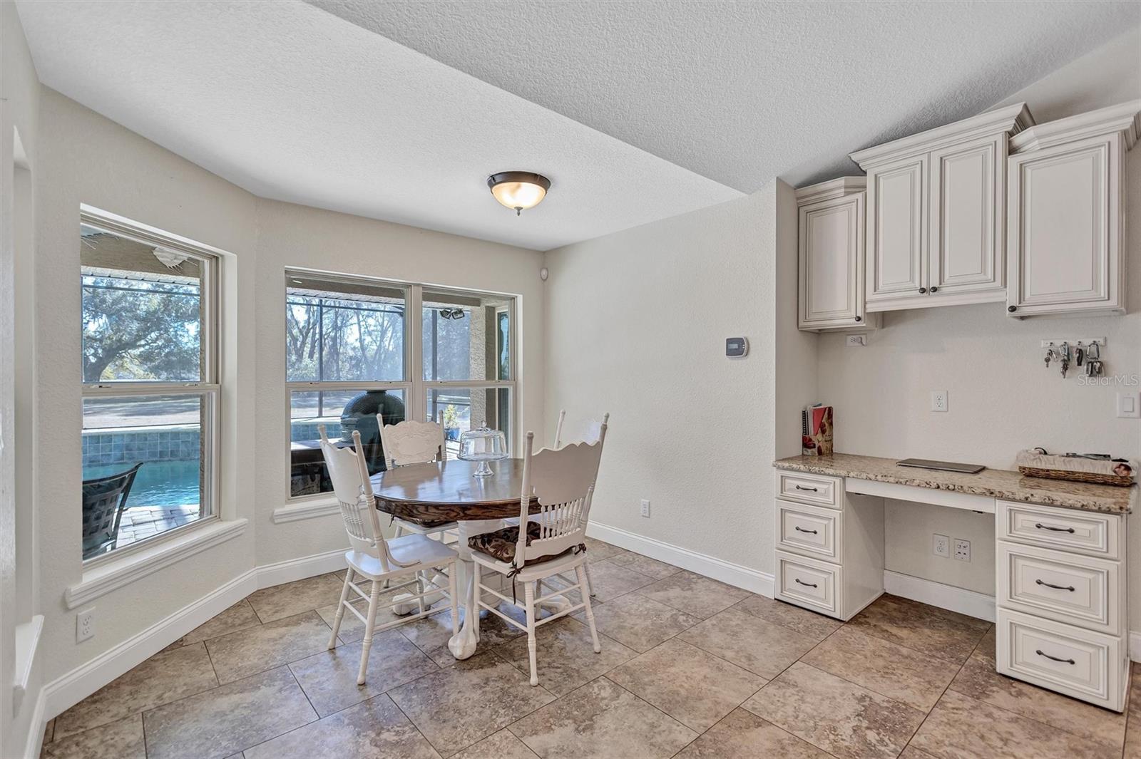 Image 28 of 76 For 1923 Cr 738  