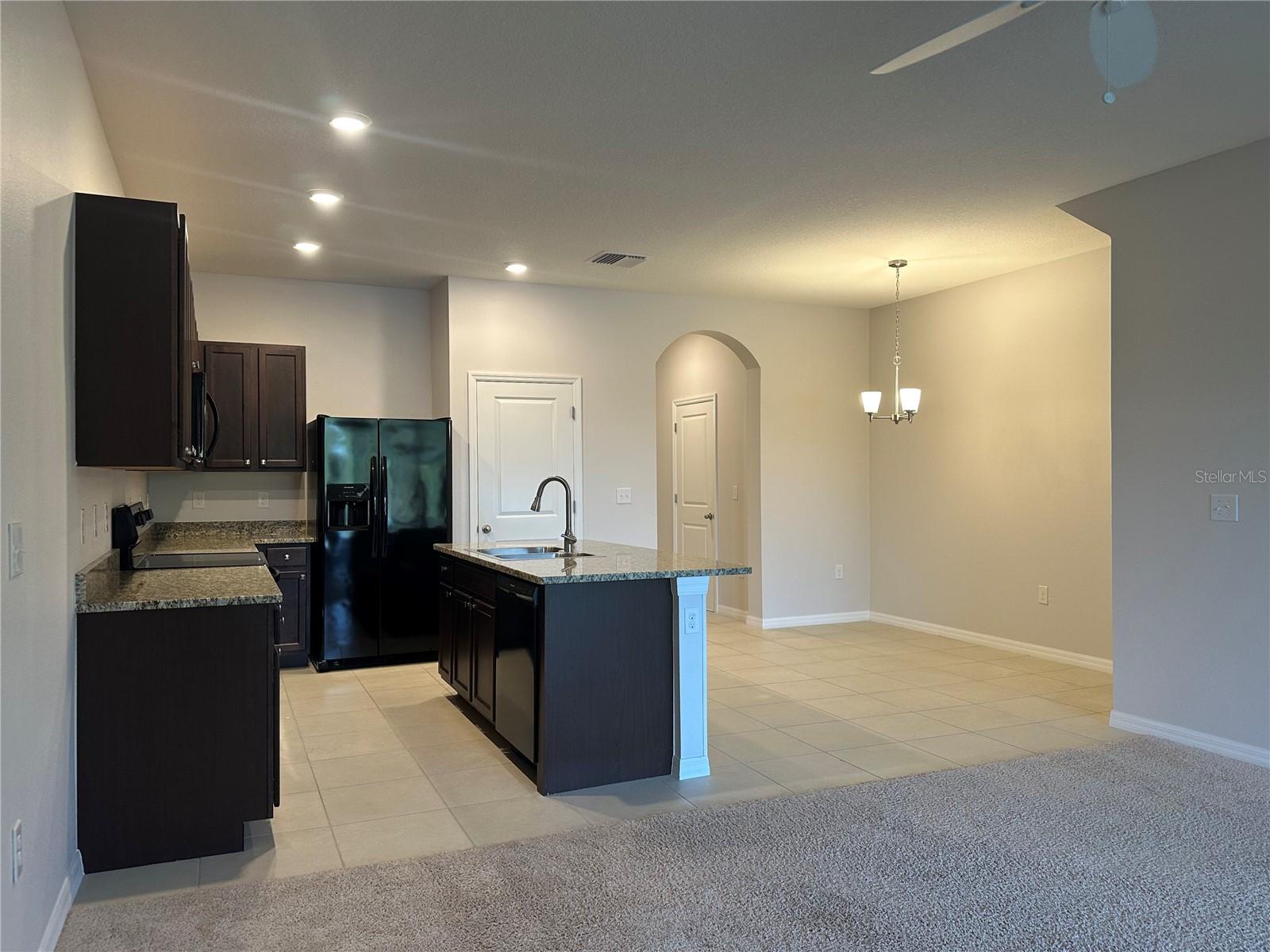 Image 8 of 30 For 2834 Suncoast Blend Drive