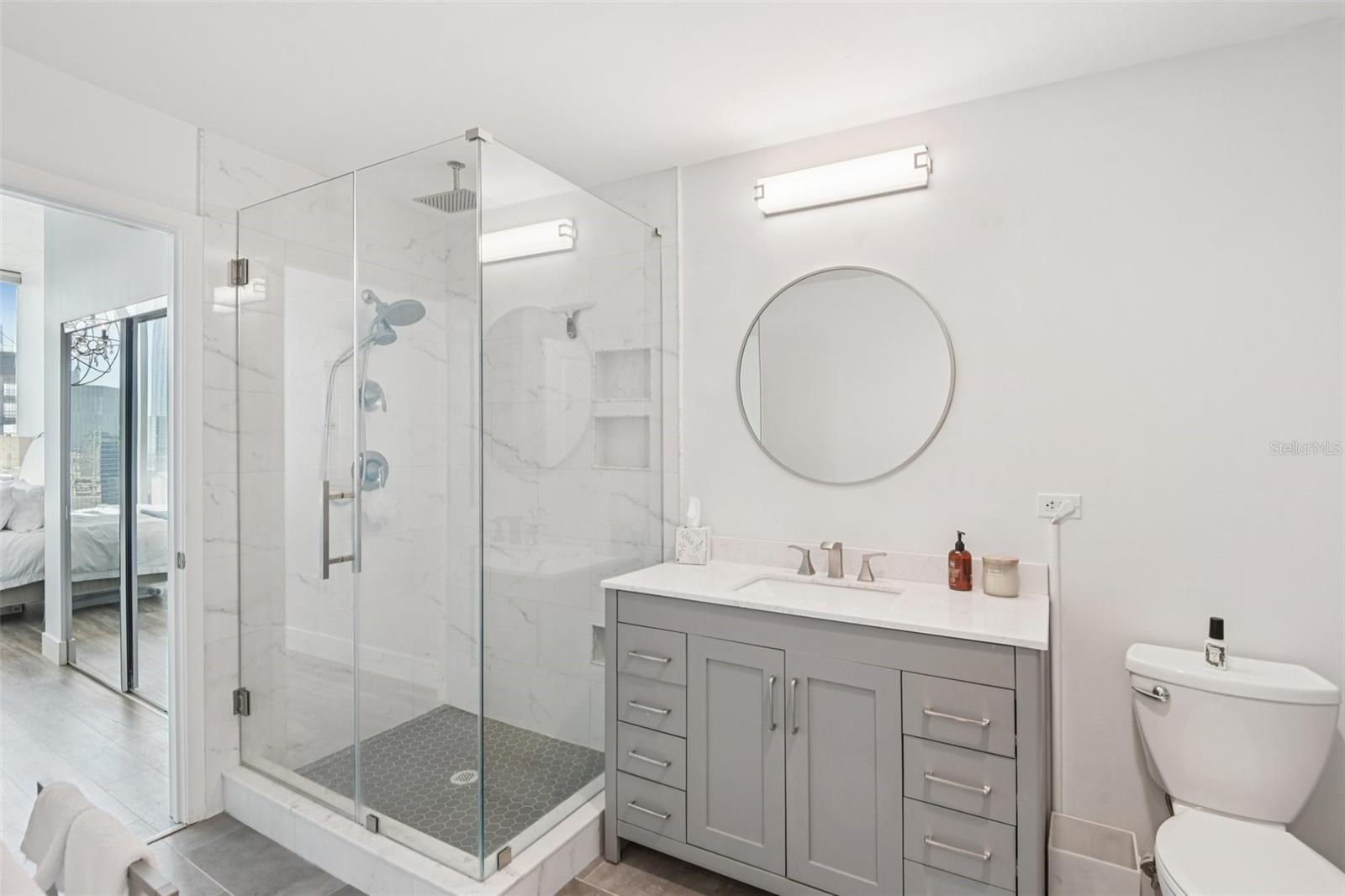 Image 21 of 37 For 777 Ashley Drive 1612