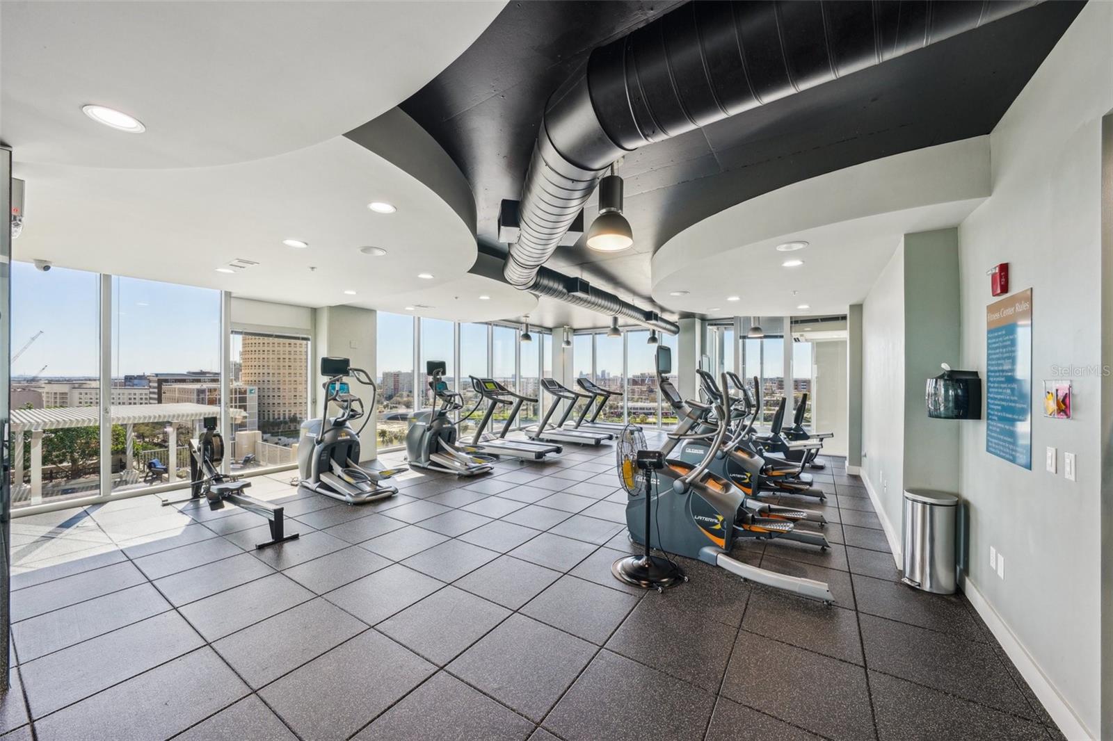 Image 32 of 37 For 777 Ashley Drive 1612