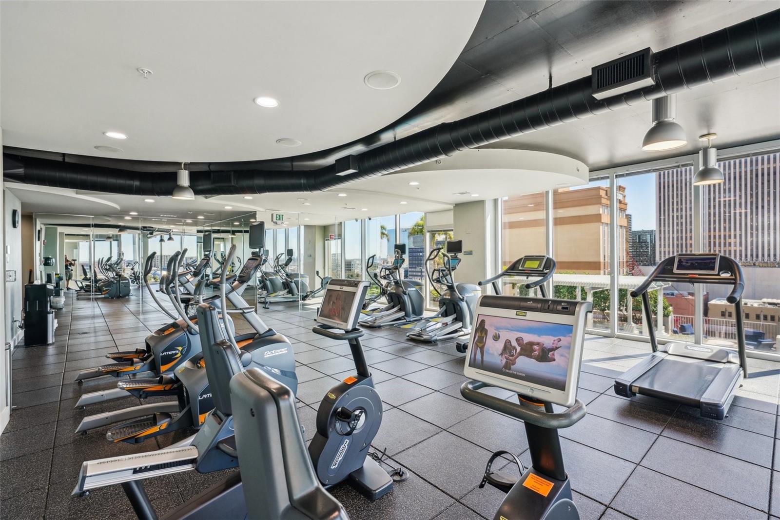 Image 34 of 37 For 777 Ashley Drive 1612