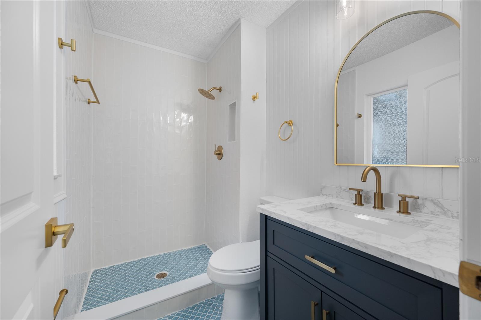 Image 26 of 49 For 1608 Amberlea Drive N