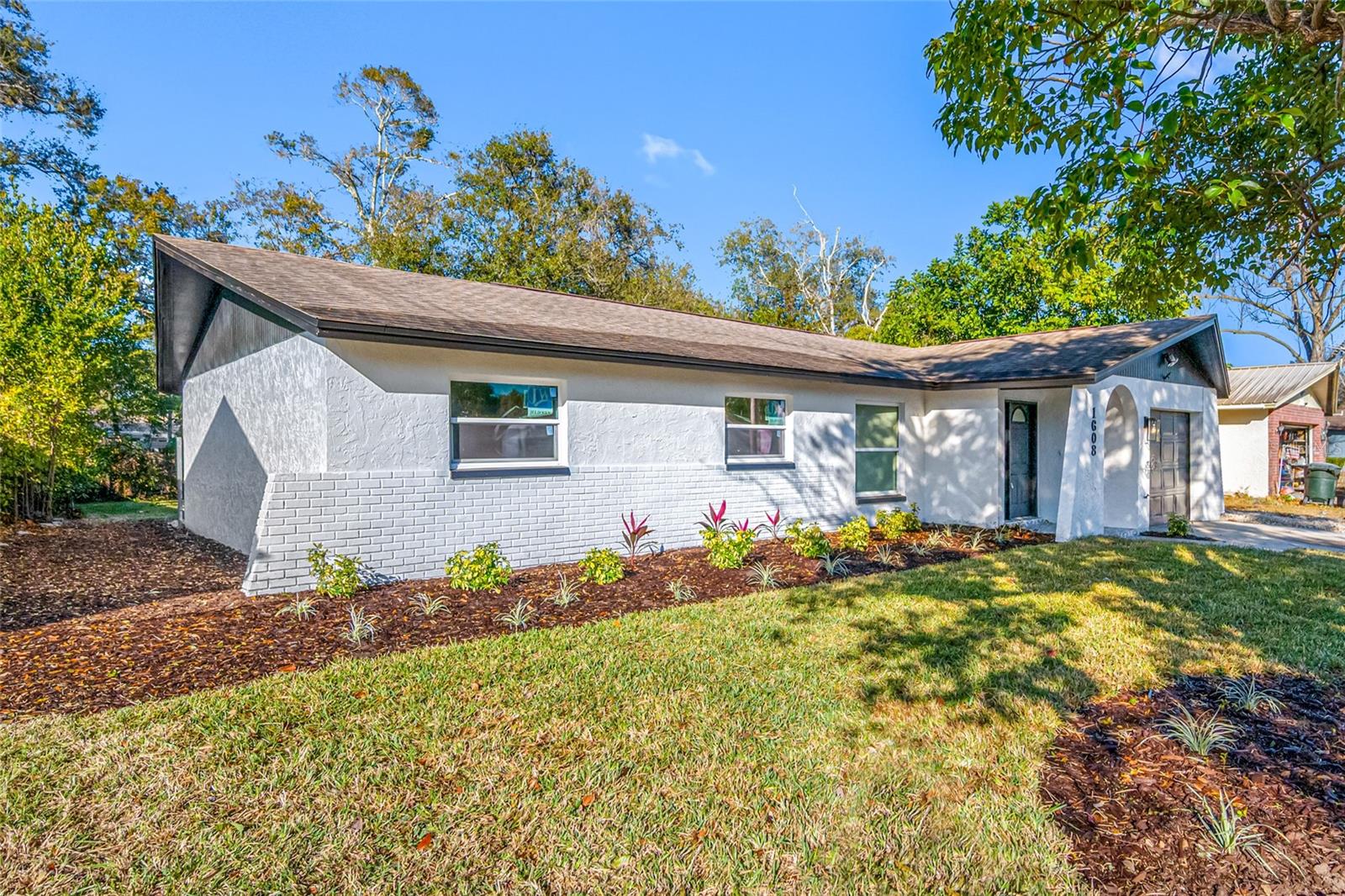 Image 46 of 49 For 1608 Amberlea Drive N