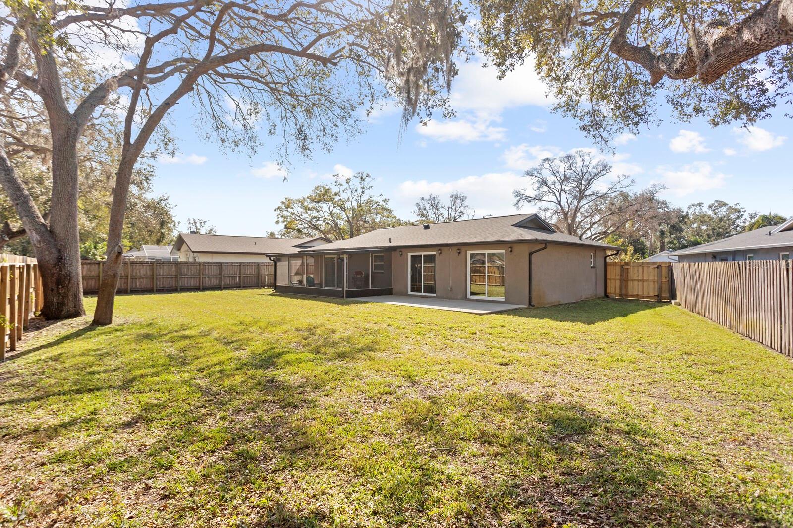 Image 27 of 36 For 6809 Circlecreek Drive