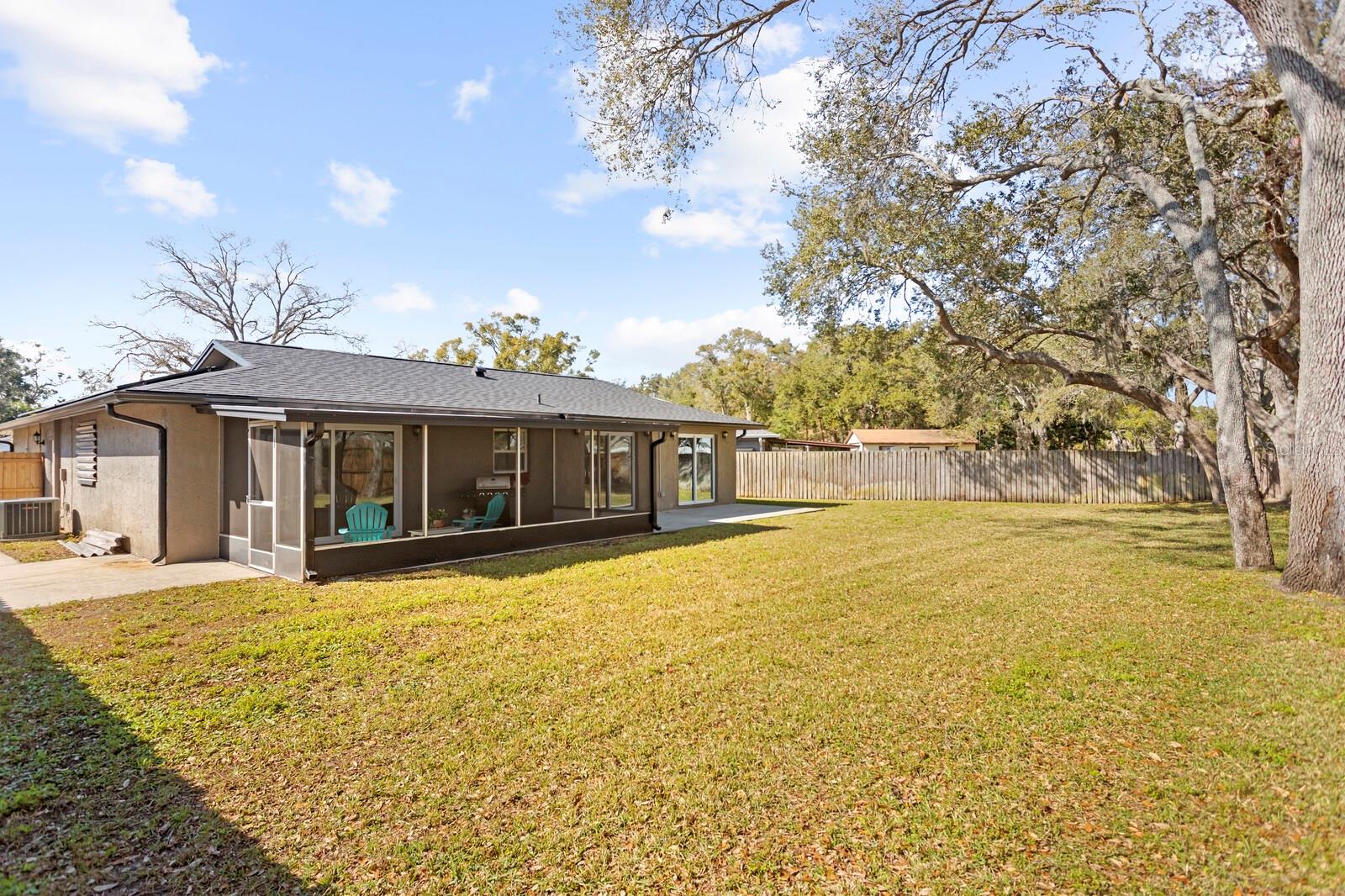 Image 28 of 36 For 6809 Circlecreek Drive