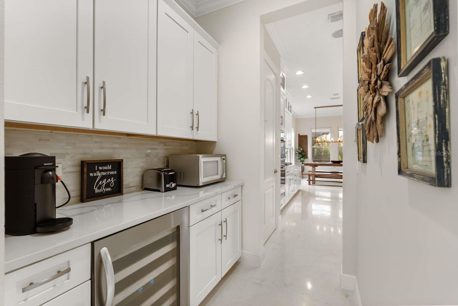 Image 19 of 48 For 9422 Bordet Court