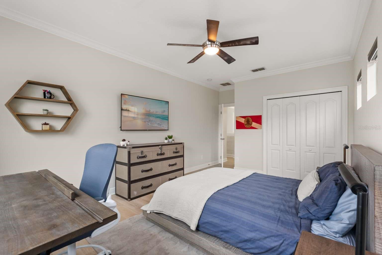 Image 32 of 48 For 9422 Bordet Court