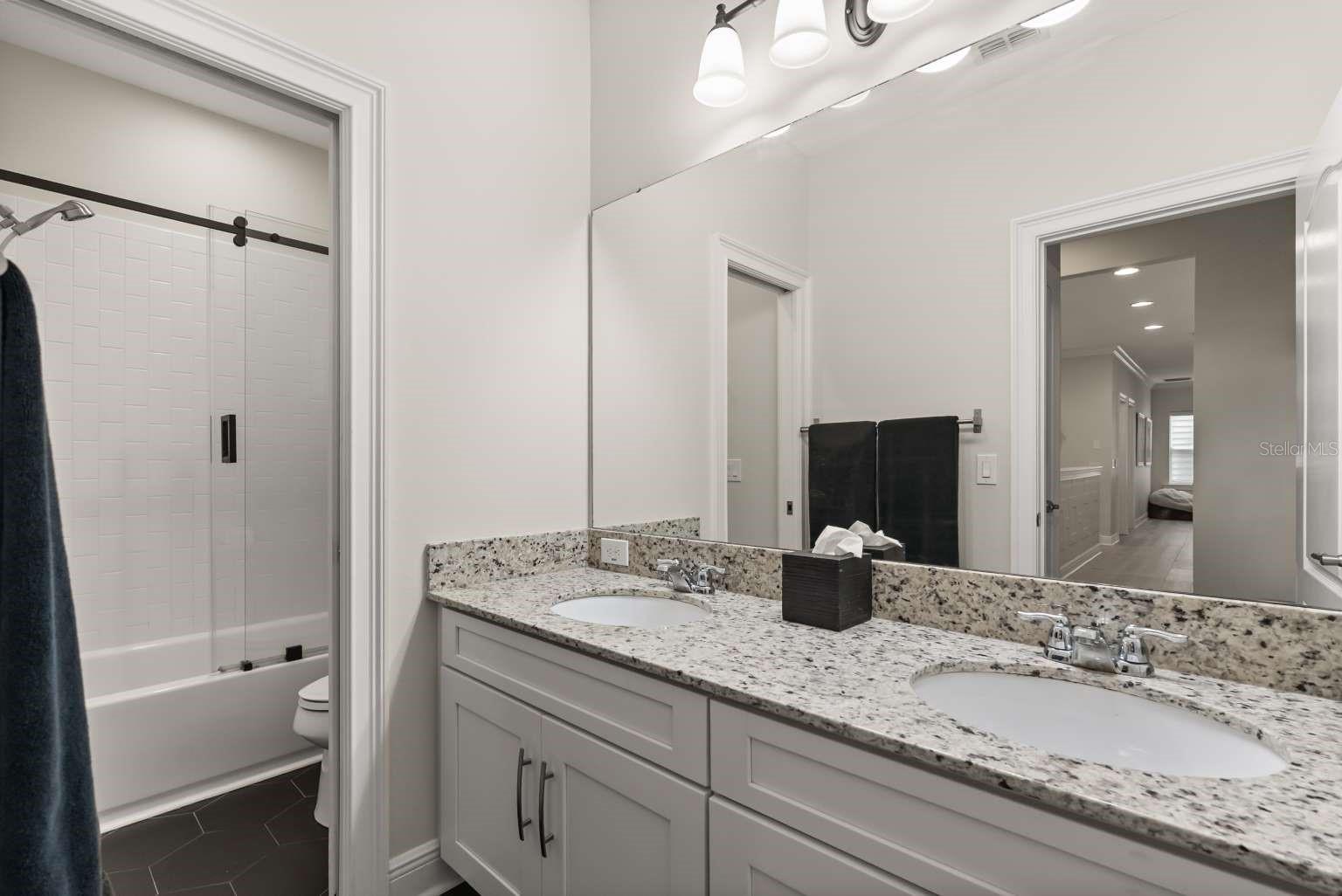 Image 33 of 48 For 9422 Bordet Court