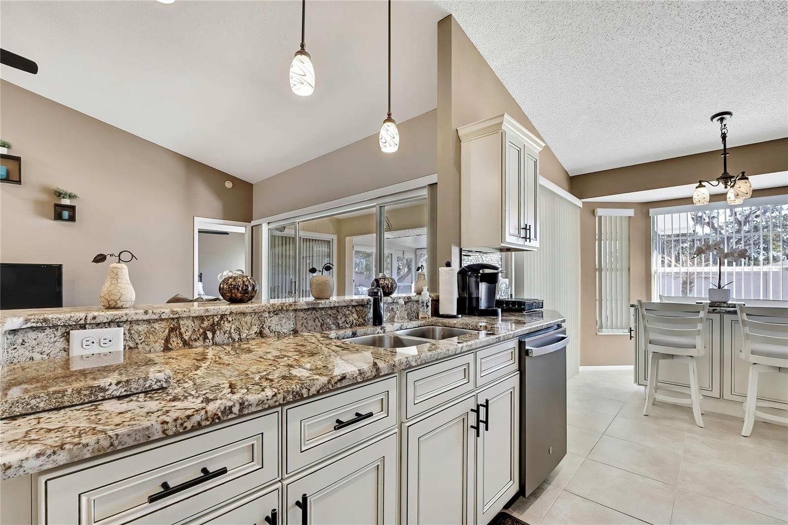 Image 12 of 40 For 1424 Pinewood Hills Court
