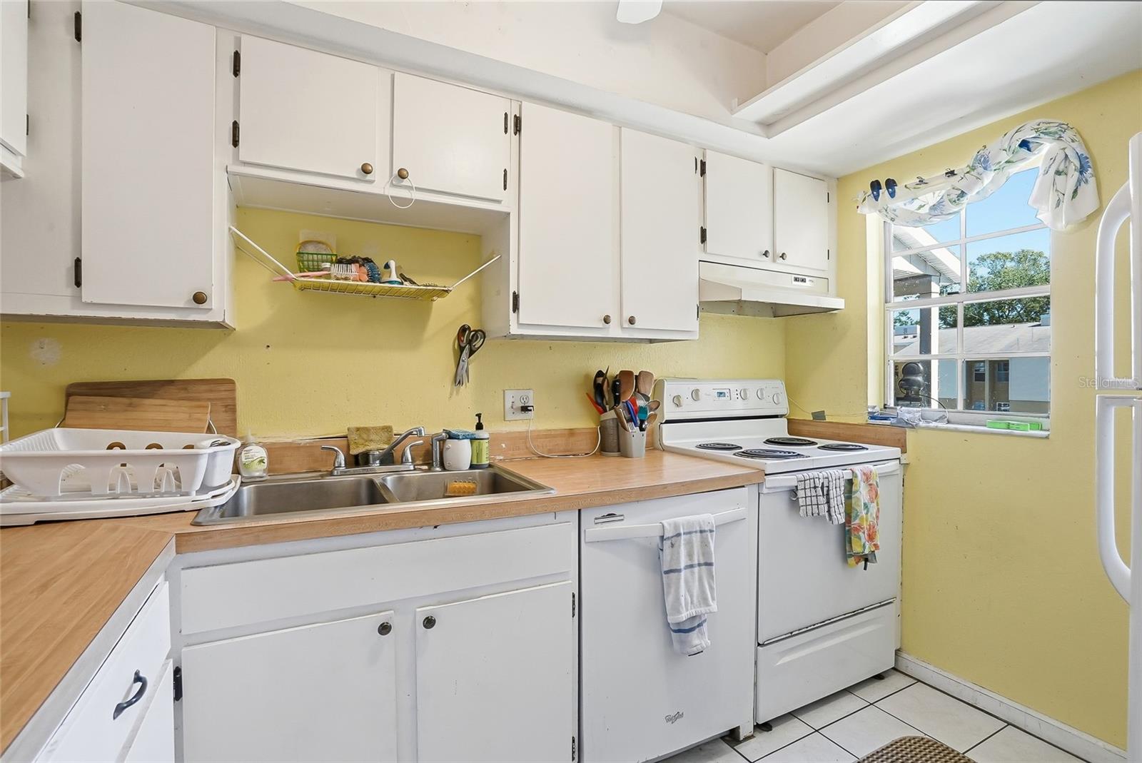 Image 10 of 28 For 3814 Oak Drive L62