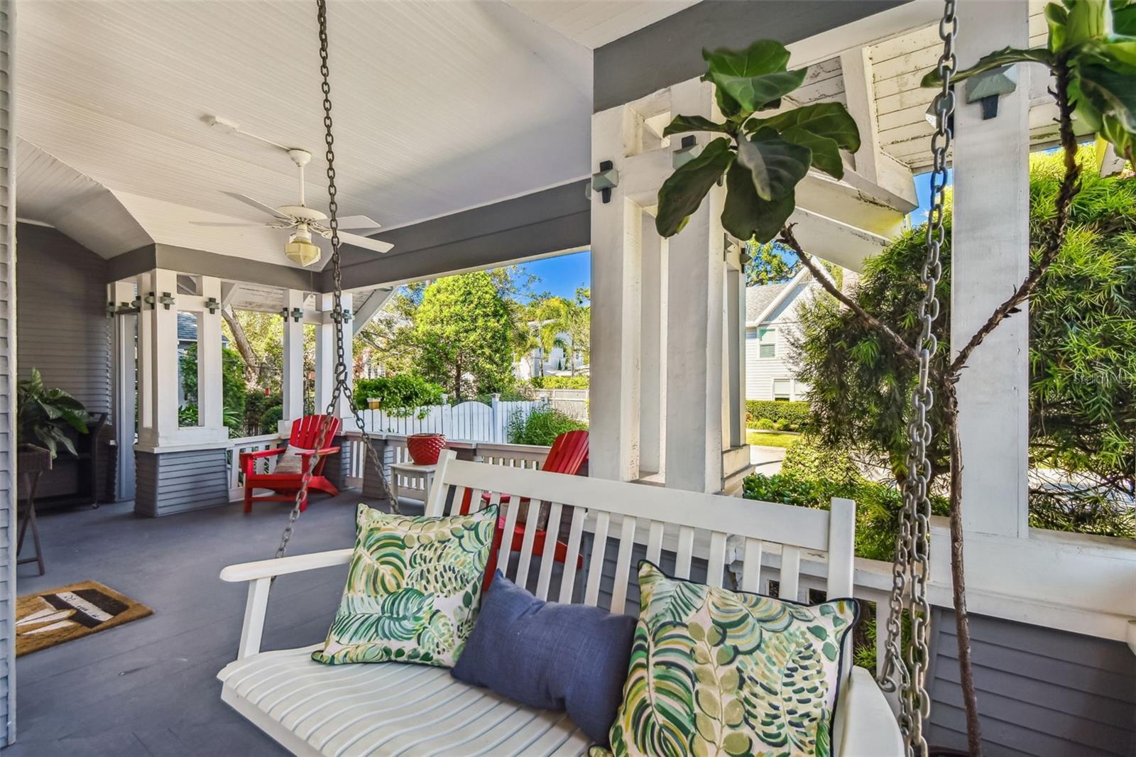 Listing photo id 10 for 901 Delaware Avenue