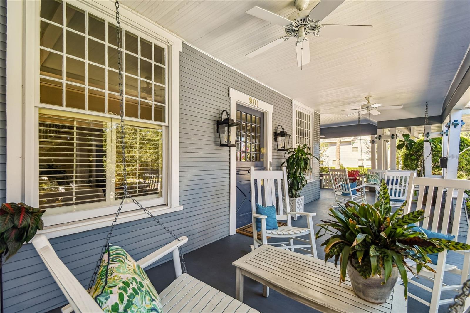 Listing photo id 11 for 901 Delaware Avenue