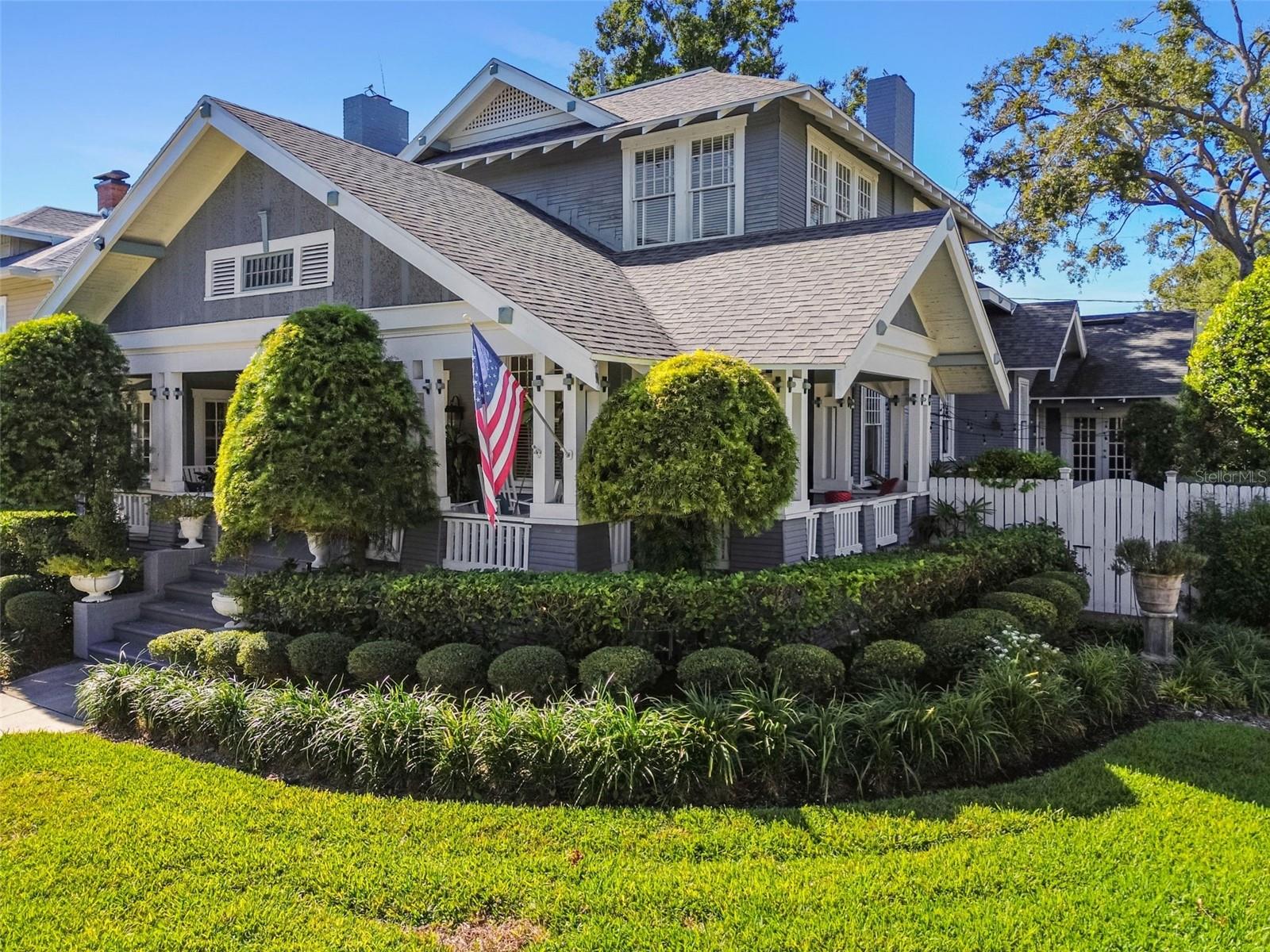 Listing photo id 0 for 901 Delaware Avenue