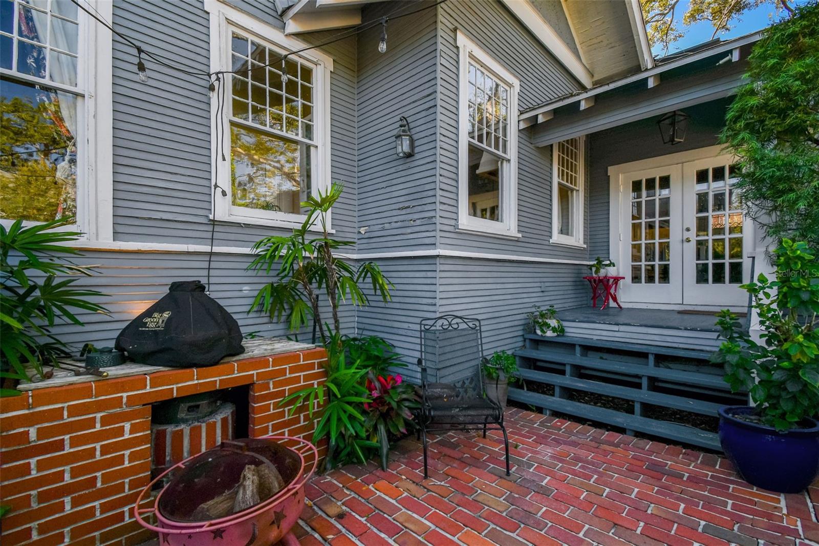 Listing photo id 53 for 901 Delaware Avenue