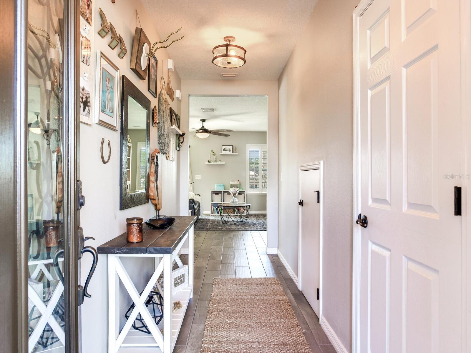 Image 3 of 23 For 1763 Oak Hammock Court