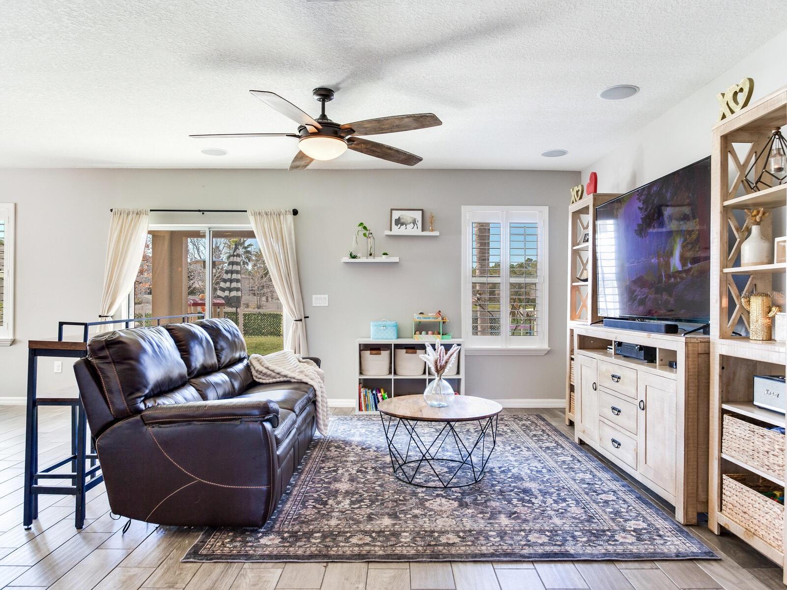 Image 6 of 23 For 1763 Oak Hammock Court