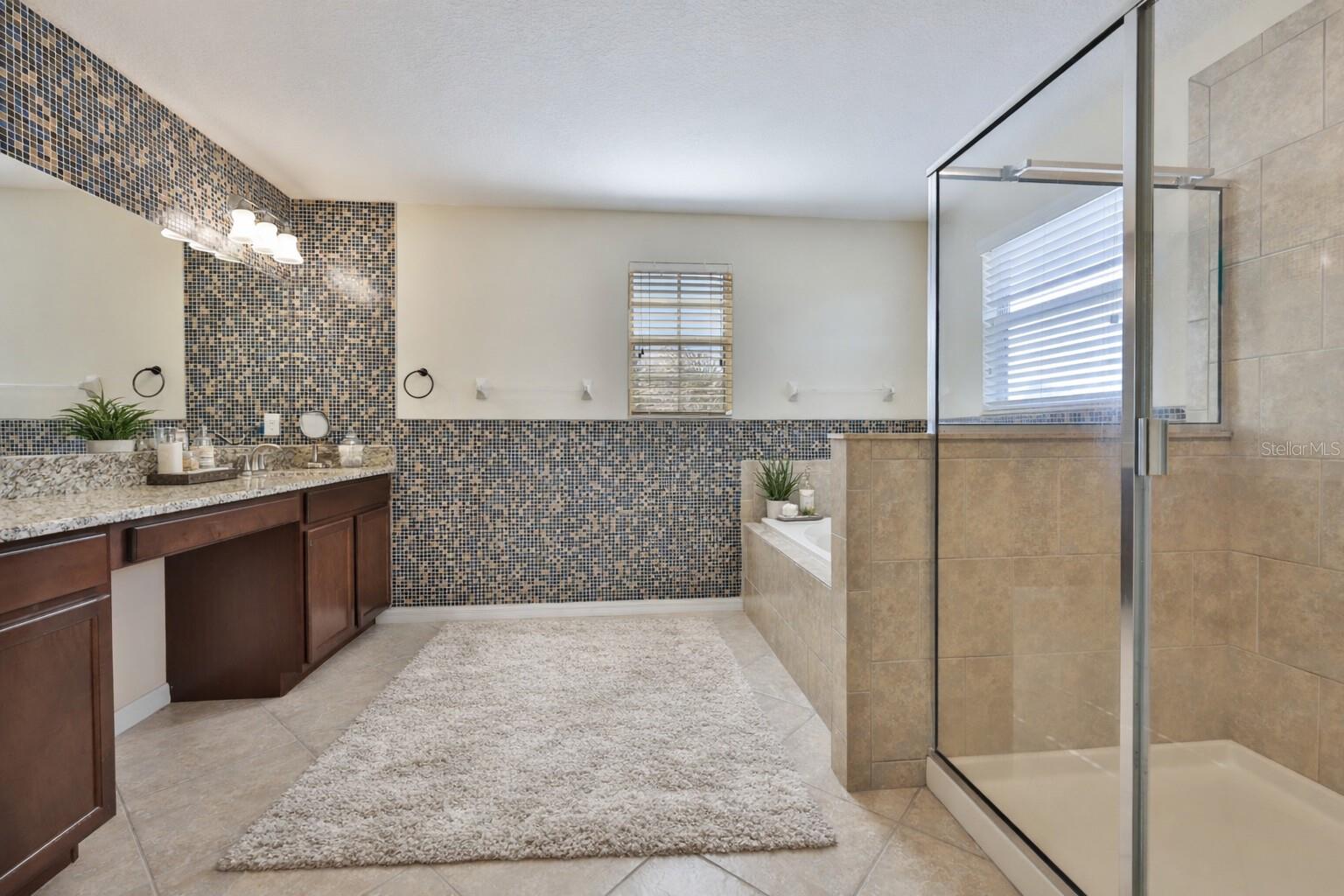 Image 24 of 48 For 10514 Sleepy Orange Court