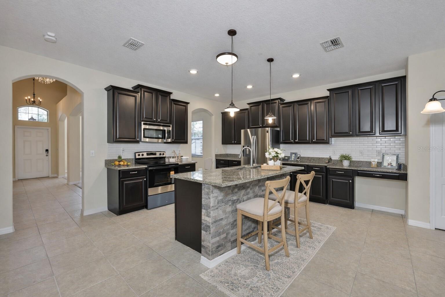 Image 9 of 48 For 10514 Sleepy Orange Court