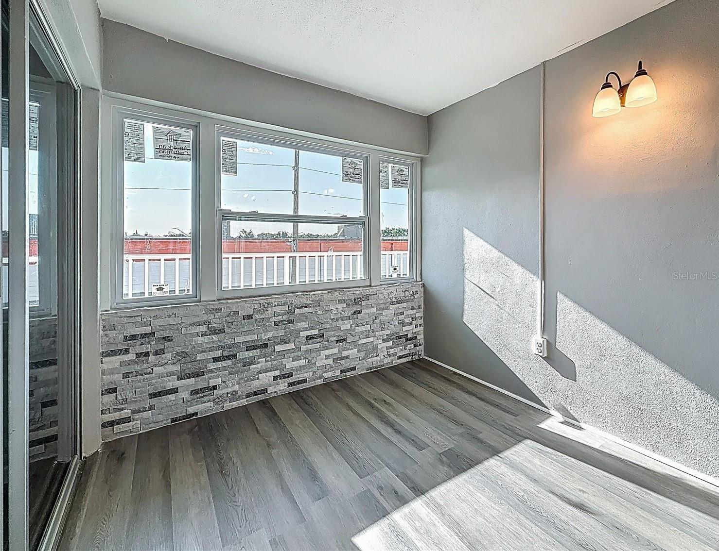 Image 19 of 46 For 6100 12th Street S 313