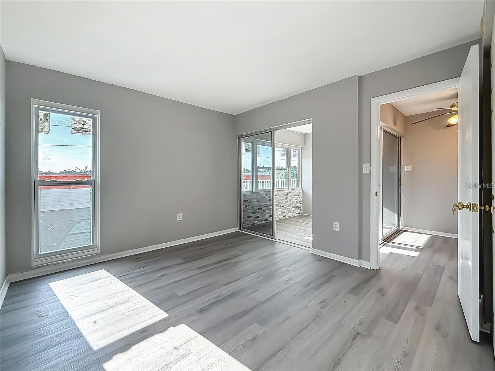 Image 21 of 46 For 6100 12th Street S 313