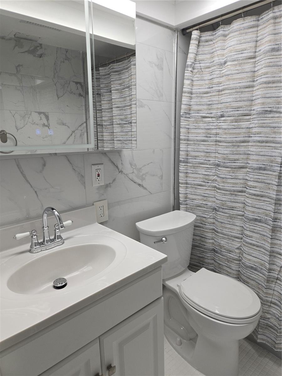 Image 23 of 46 For 6100 12th Street S 313