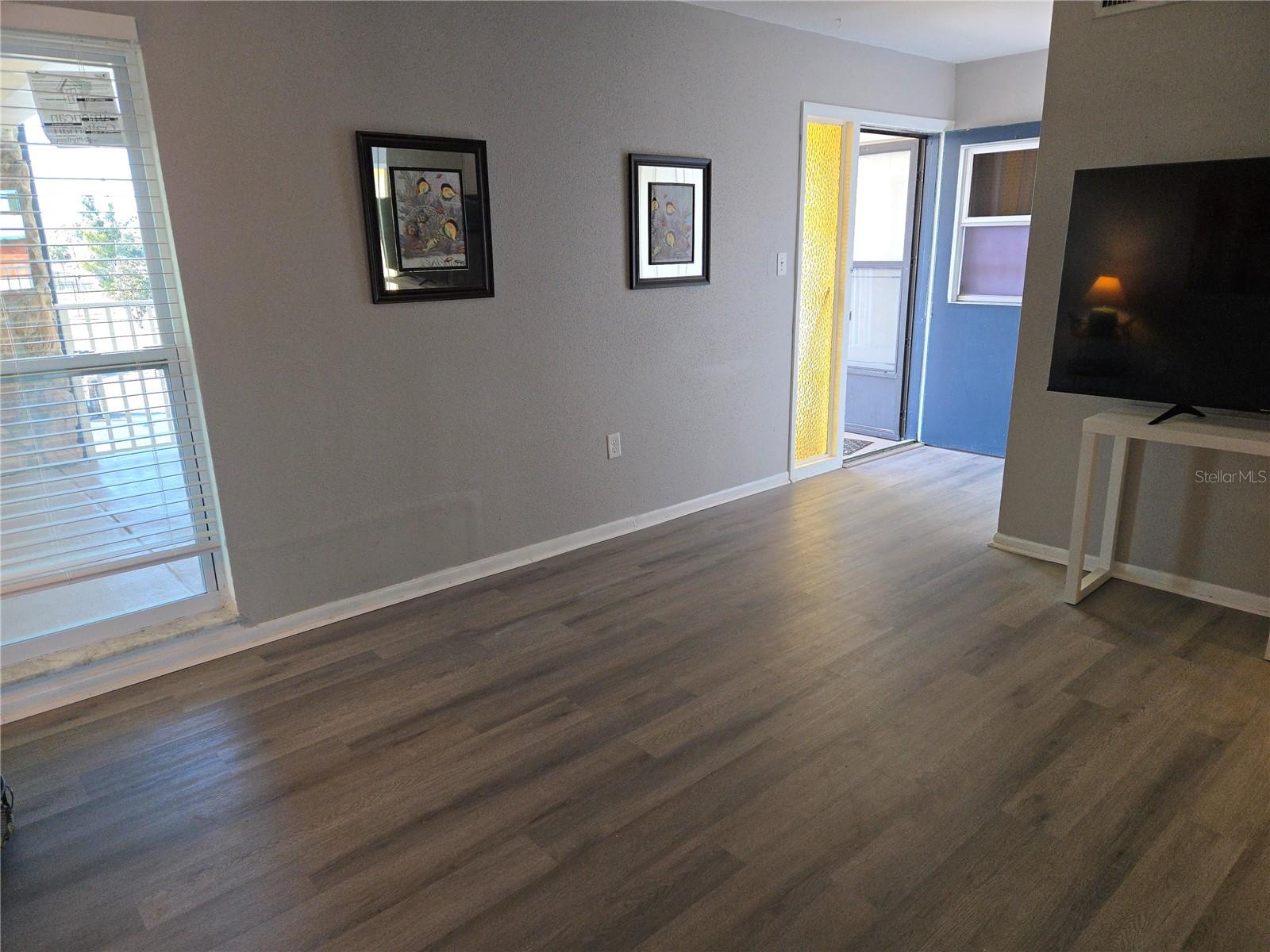 Image 3 of 46 For 6100 12th Street S 313