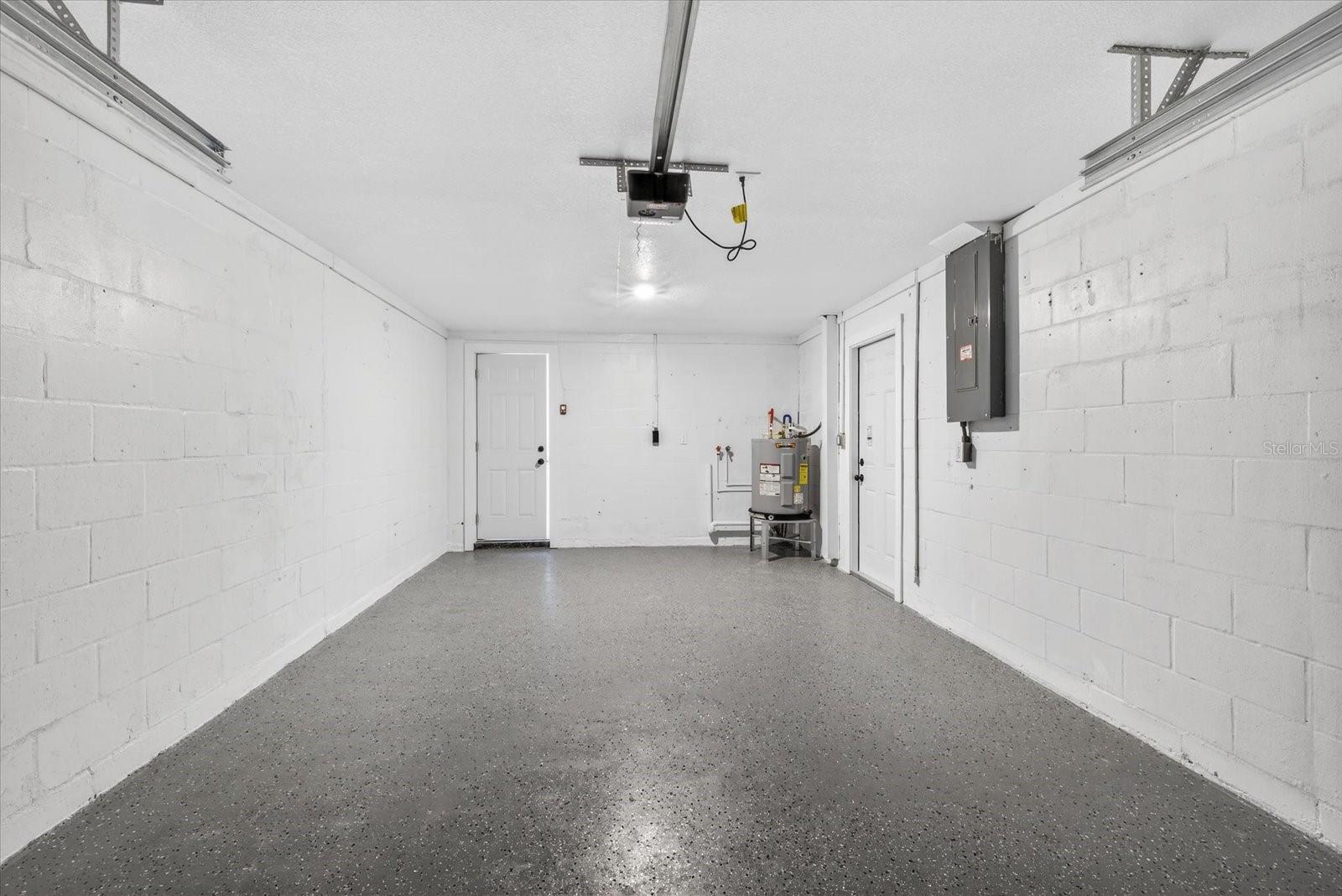 Image 14 of 41 For 3212 Honeymoon Lane