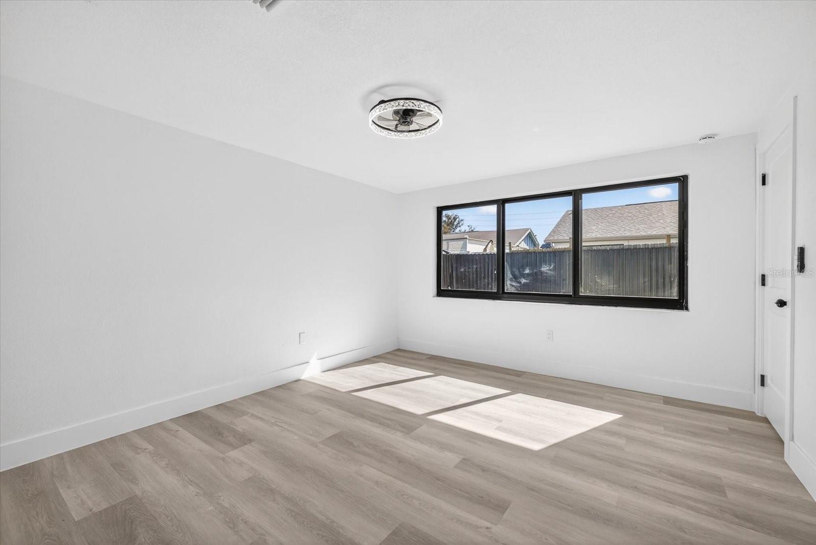 Image 21 of 41 For 3212 Honeymoon Lane