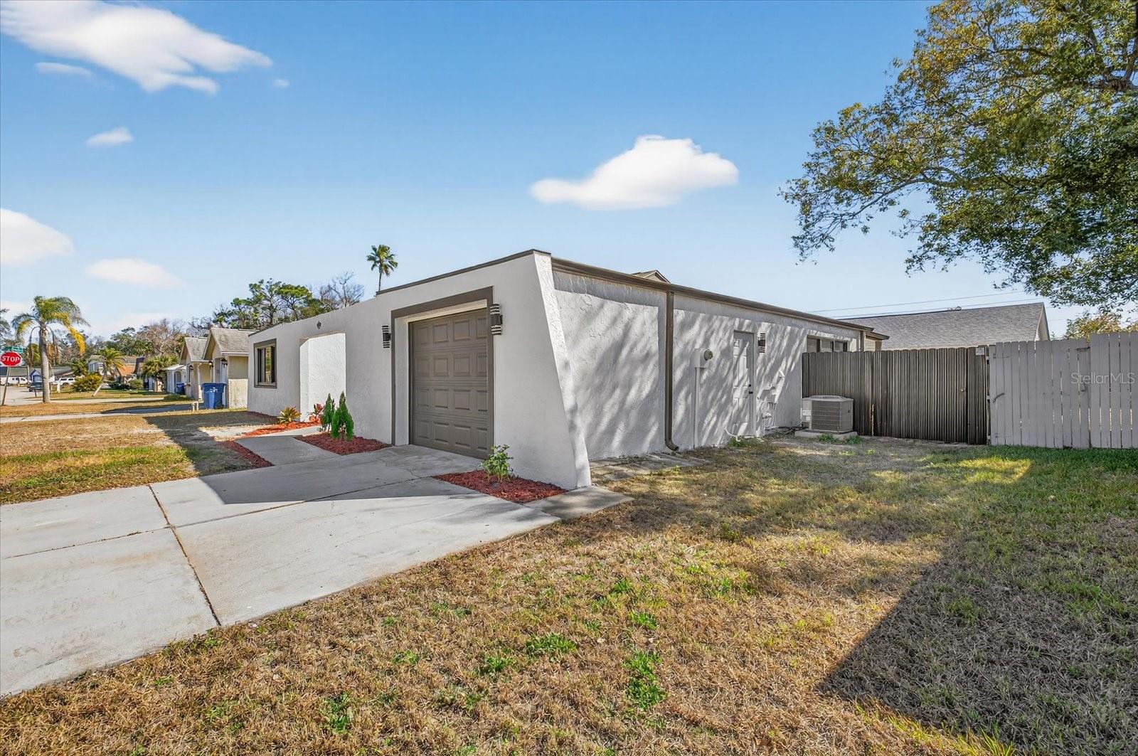 Image 29 of 41 For 3212 Honeymoon Lane