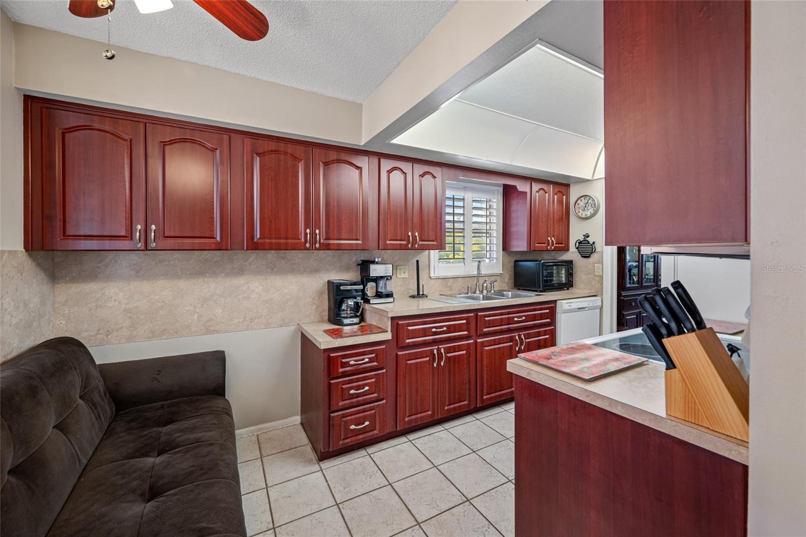 Image 13 of 37 For 2650 Pearce Drive 311