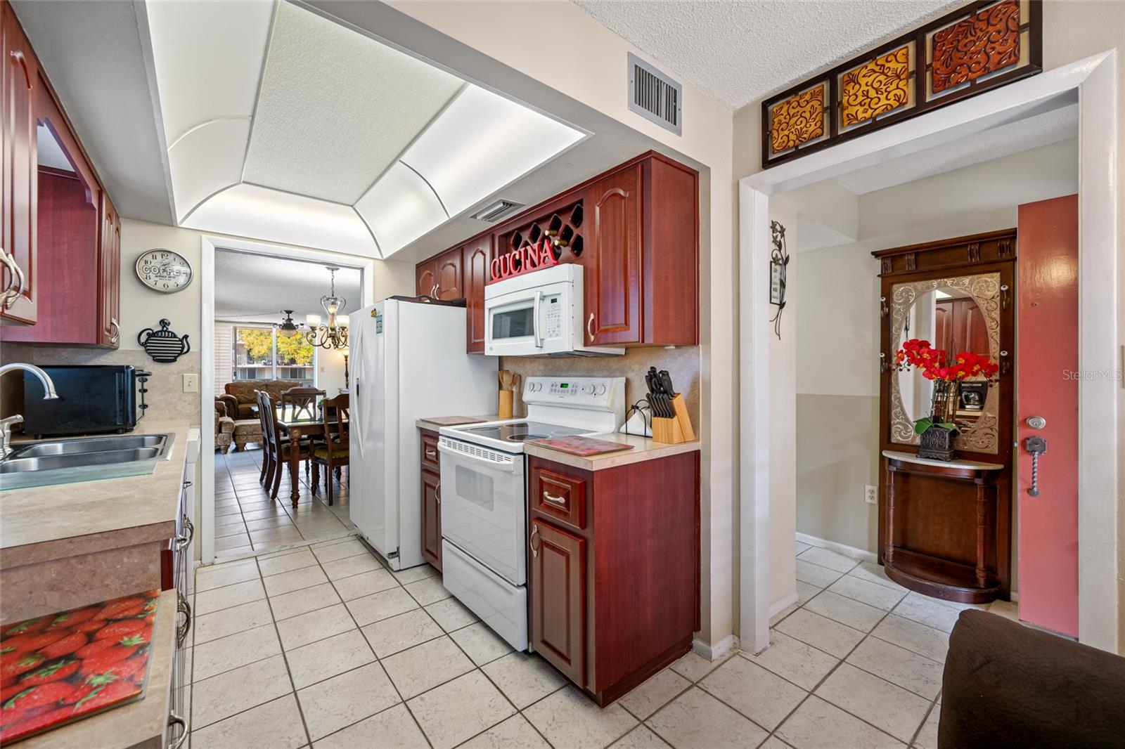 Image 14 of 37 For 2650 Pearce Drive 311