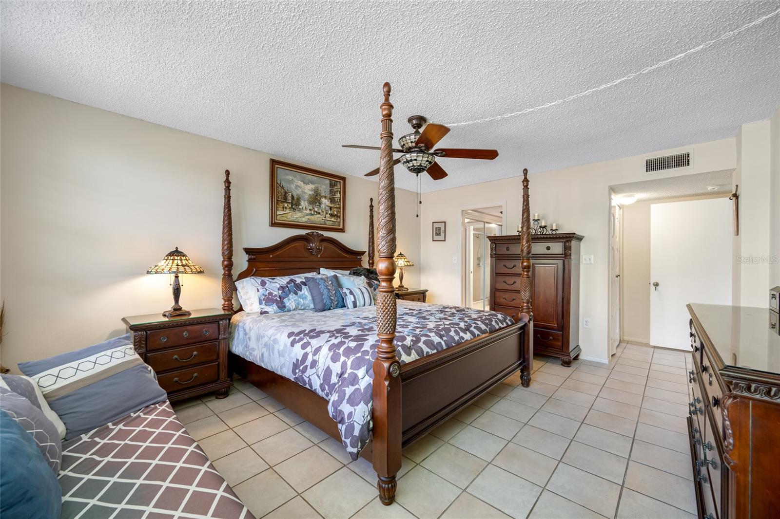 Image 23 of 37 For 2650 Pearce Drive 311