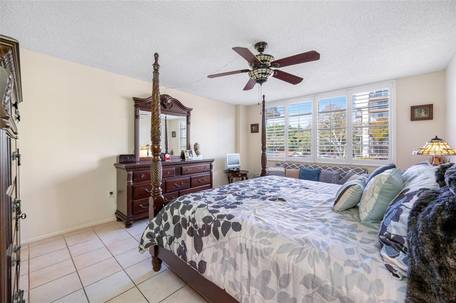 Image 24 of 37 For 2650 Pearce Drive 311