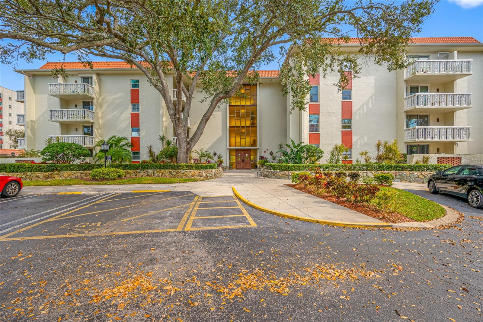 Image 3 of 37 For 2650 Pearce Drive 311