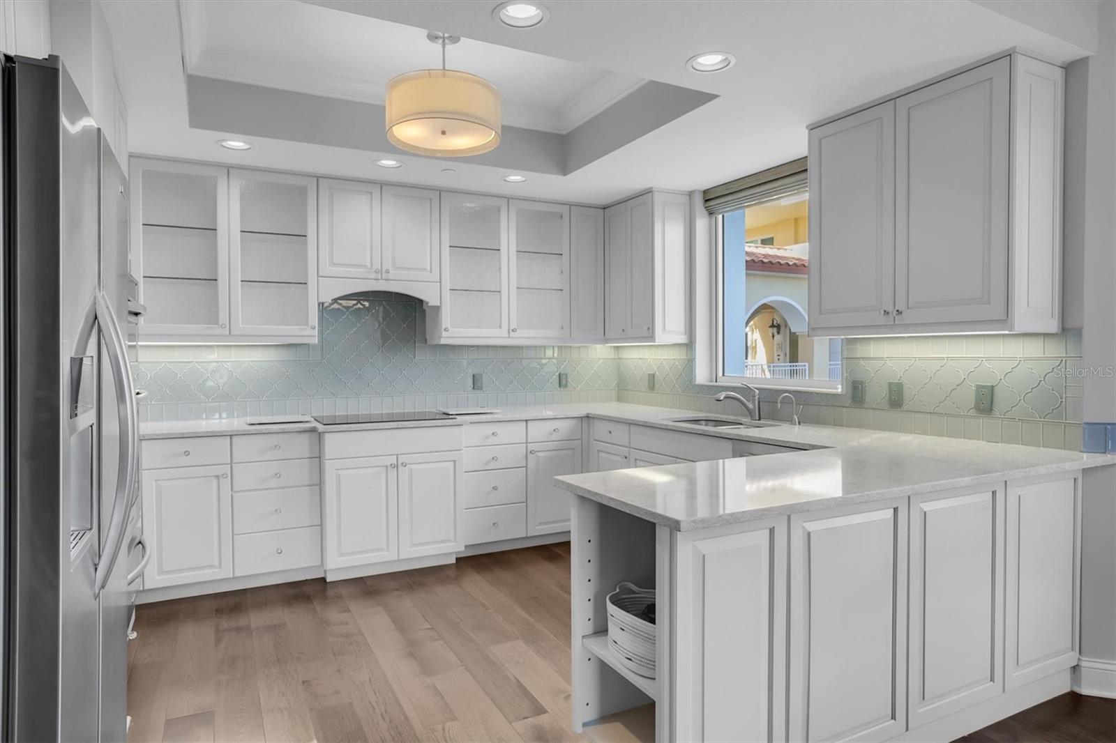 Image 12 of 38 For 555 5th Avenue Ne 273