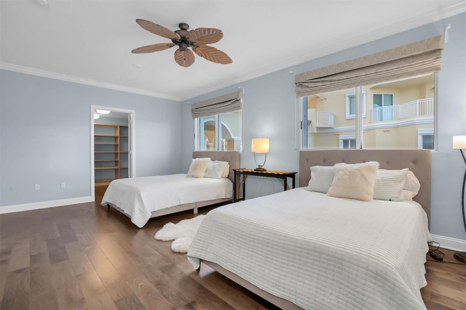 Image 25 of 38 For 555 5th Avenue Ne 273