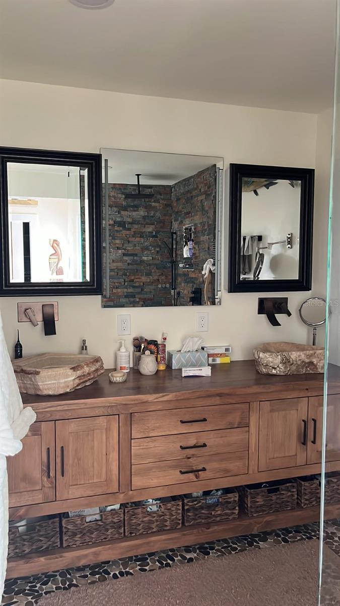 Image 28 of 57 For 16029 Redington Drive