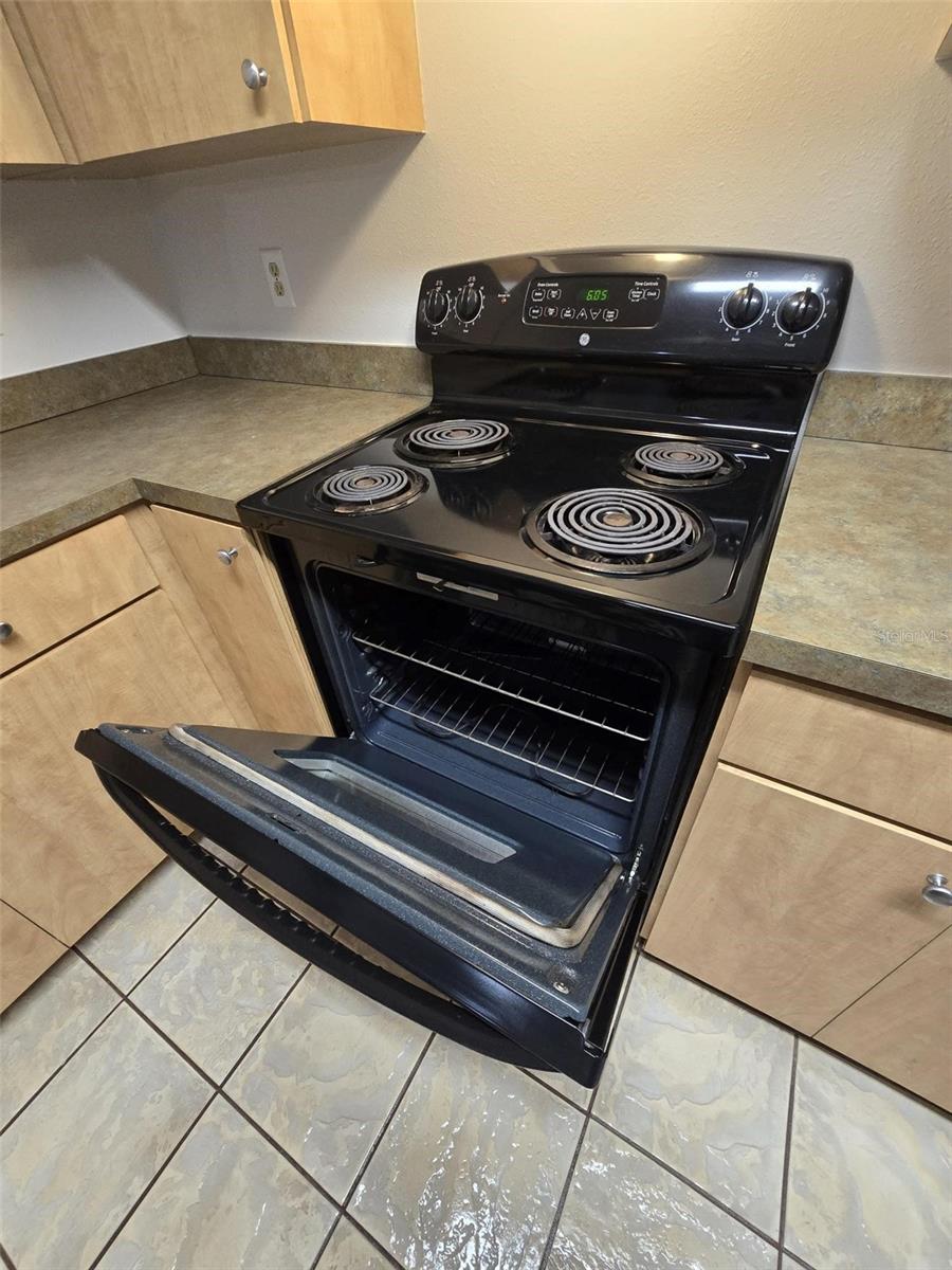 Image 11 of 15 For 2412 Fig Street 2