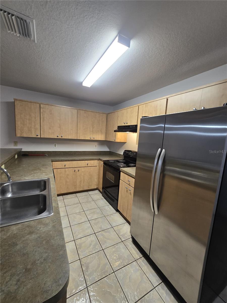 Image 12 of 15 For 2412 Fig Street 2