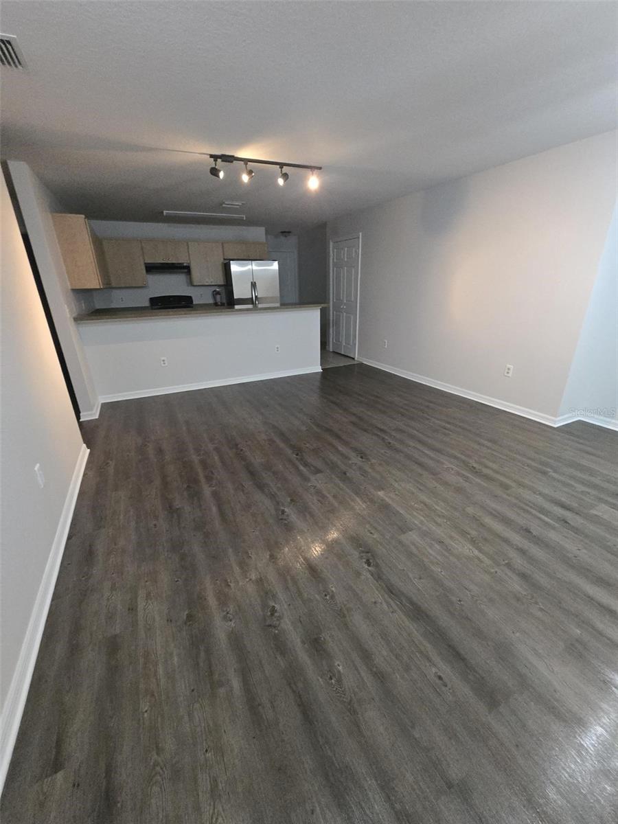 Image 3 of 15 For 2412 Fig Street 2