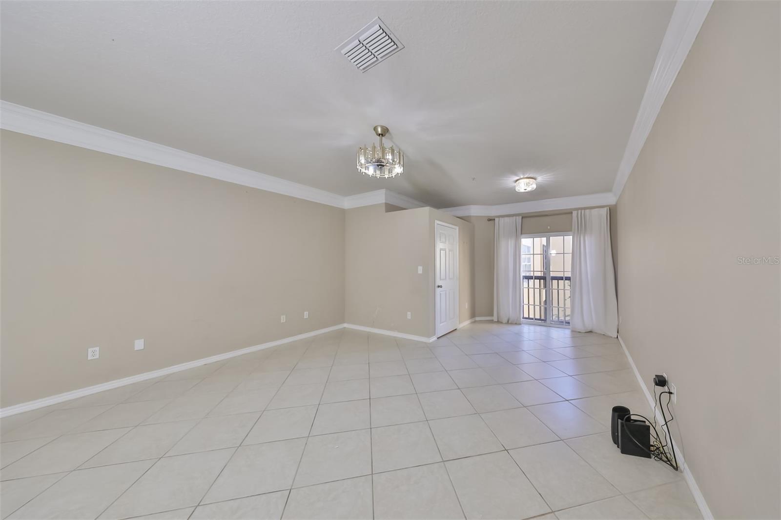 Image 4 of 26 For 4323 Bayside Village Drive 219