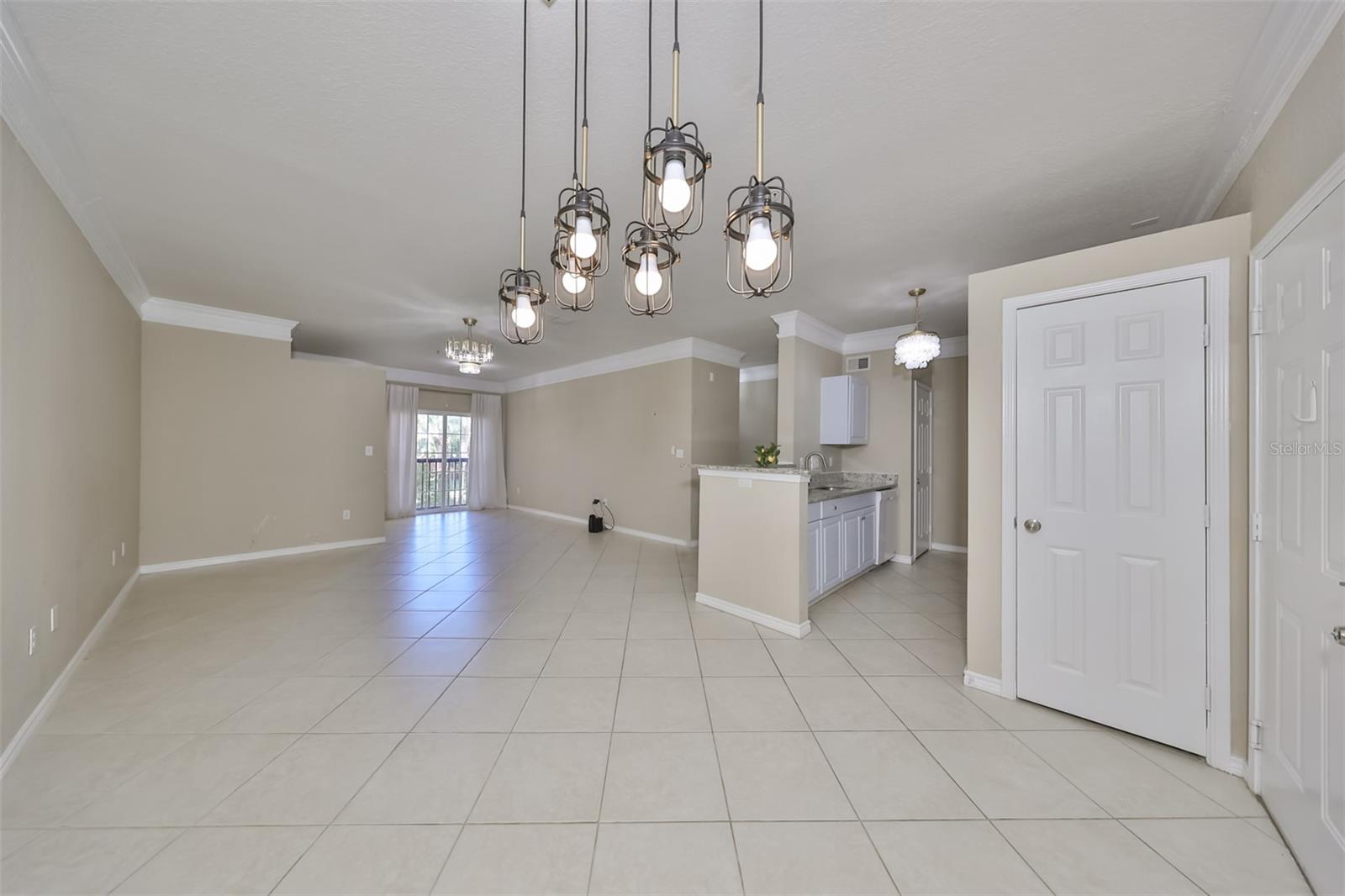 Image 6 of 26 For 4323 Bayside Village Drive 219