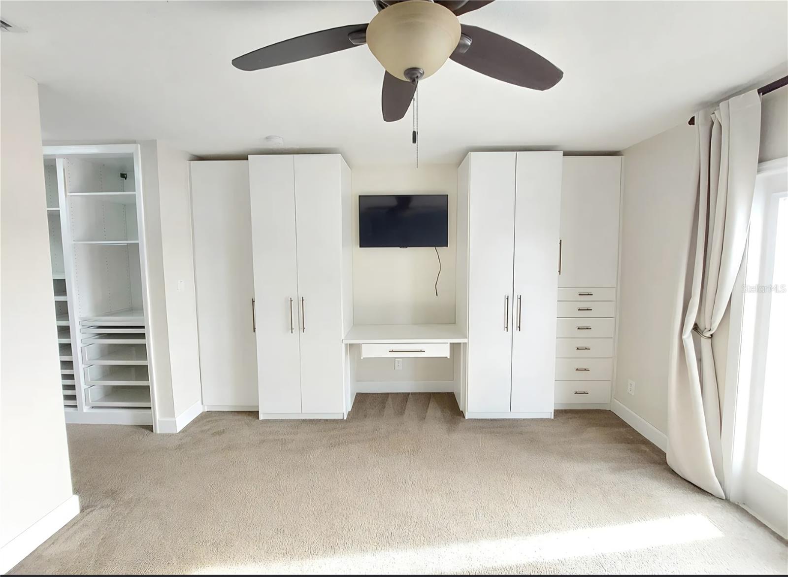 Image 11 of 15 For 3739 Pompano Drive Se