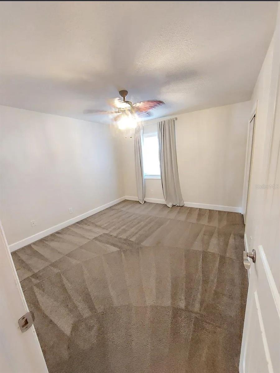 Image 13 of 15 For 3739 Pompano Drive Se